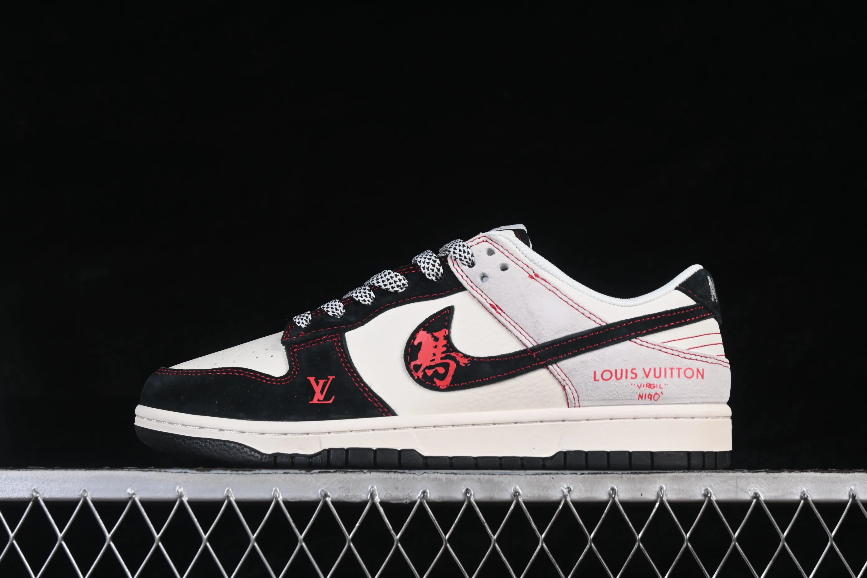 All categories Nk SB Dunk Series Nk SB Dunk Low High-end customized low-top sneakers Nike SB Dunk Low joint model High-end customized low-top casual skateboard shoes HT5088-655